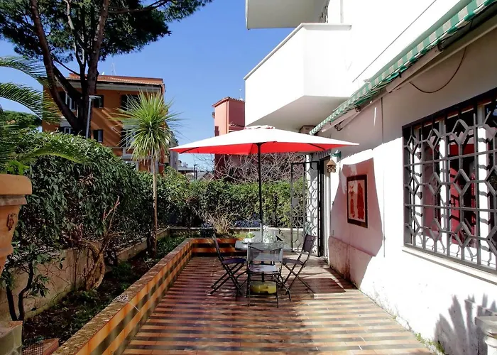 Timeless St Peter Terrace